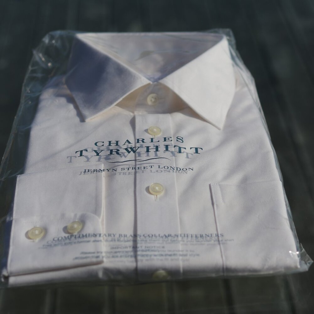 Charles Tyrwhitt Non-Iron Classic Fit Cotton Dress Shirt